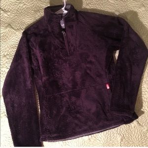 North Face pull over